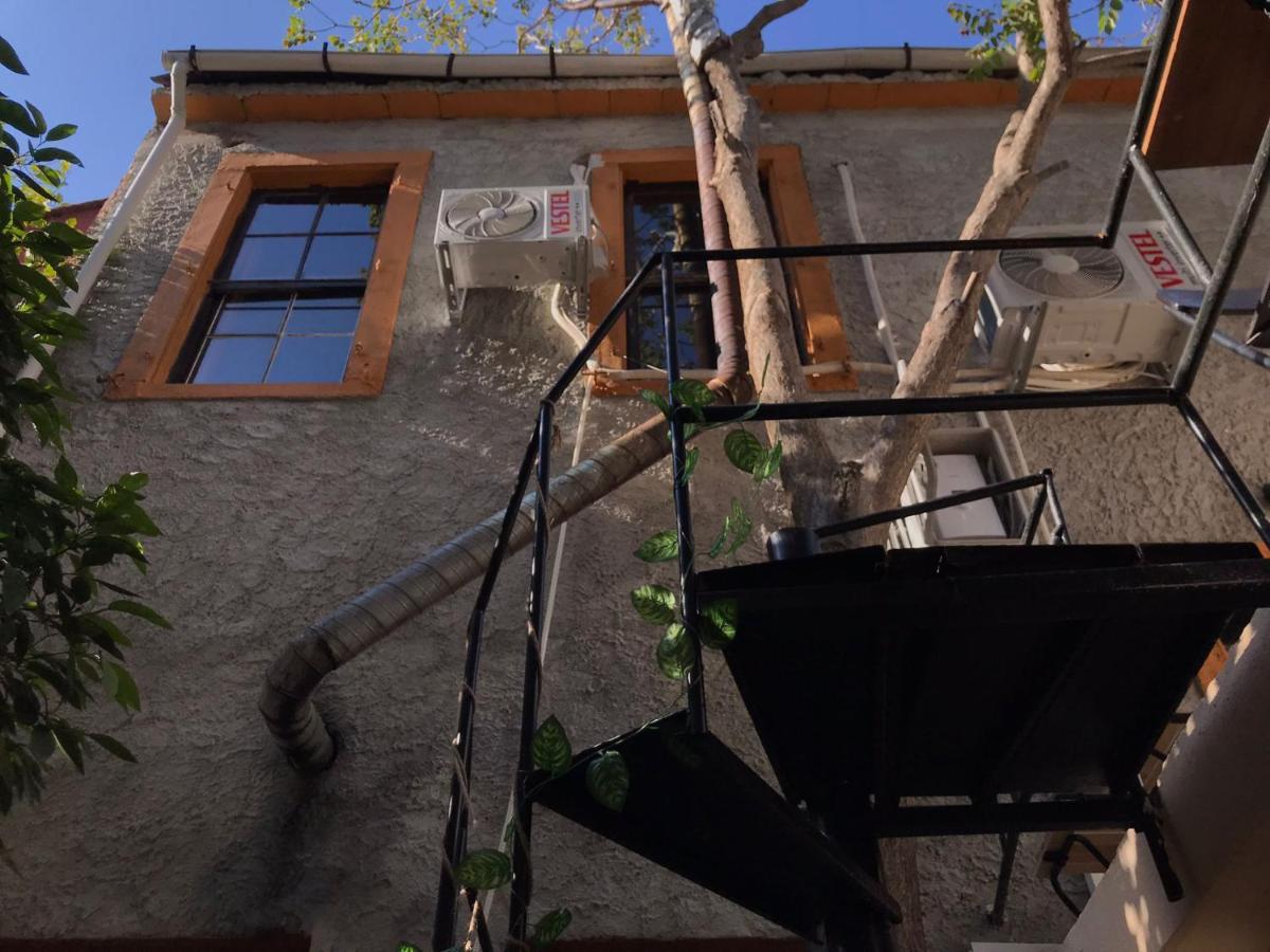 Albergue Titan House Esmirna Exterior foto